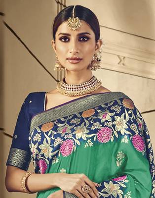 Green woven banarasi silk saree with blouse 3