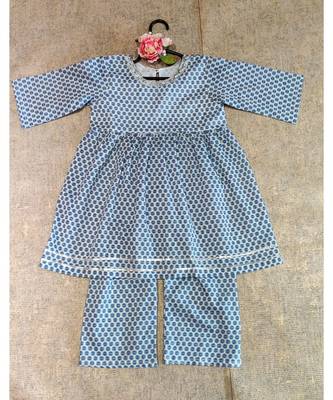 Blue And White Printed Kurta Set 1