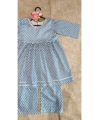 Blue And White Printed Kurta Set 2