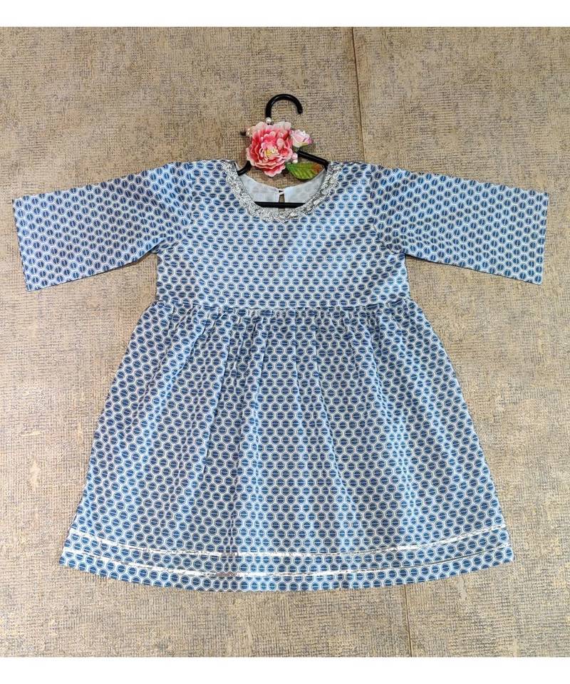 Blue And White Printed Kurta Set