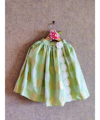 Pastel Green Crop Top With Foil Print Ghaghra 2