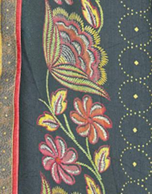 Grey printed georgette saree with blouse 4