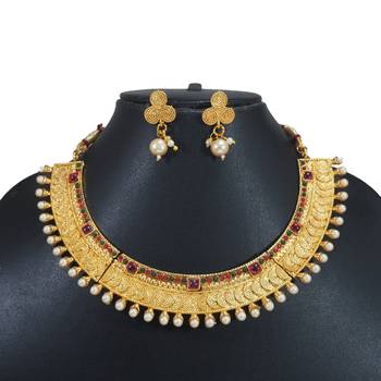 Gold necklace-sets 3