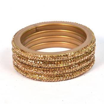 Hyderabadi Beautiful Stones Bangles For Women And Girls Party Wear Set Of 4 4