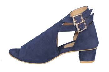 women and girls comfort heel boot  3