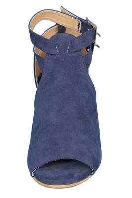 women and girls comfort heel boot  4