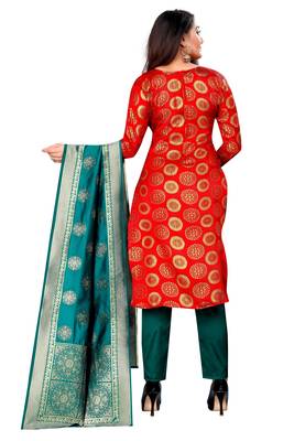 Red self design brocade salwar 3