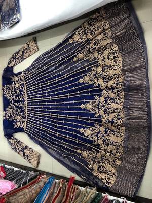 Blue embroidered santoon salwar 3