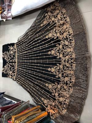 Black embroidered santoon salwar 3