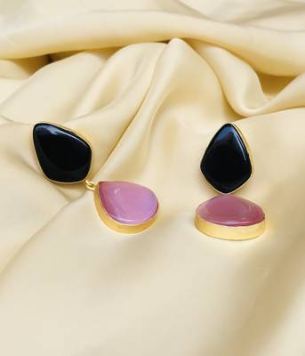 Gold earrings 1