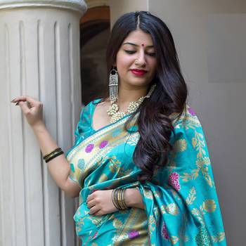Light green woven banarasi silk saree with blouse 2