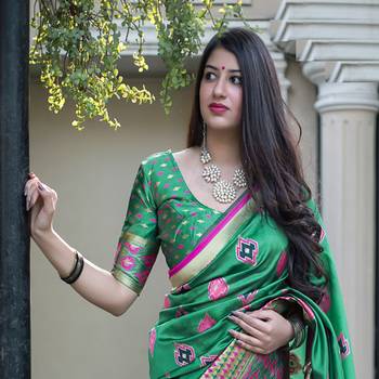 Green woven banarasi silk saree with blouse 2