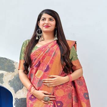 Rani pink woven banarasi silk saree with blouse 2