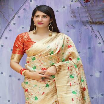 Beige woven banarasi silk saree with blouse 2