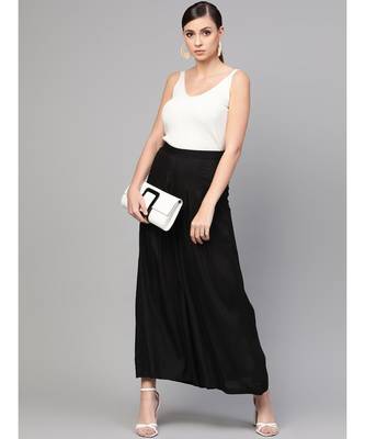 Black Box Pleated Palazzos 4
