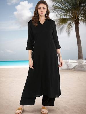 Black A-line Kurta With Palazzo Pants 1