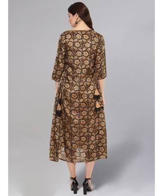 Solid Kurta With Printed Jacket 3