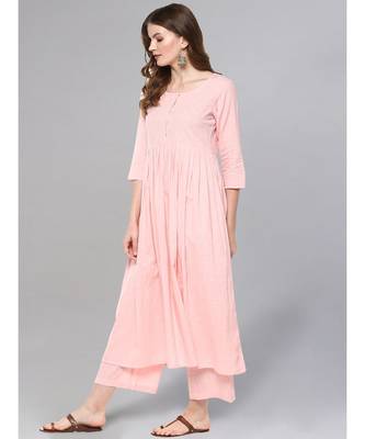 Baby Pink Kurta Set With Printed Dupatta 4