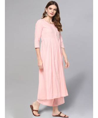 Baby Pink Kurta Set With Printed Dupatta 5
