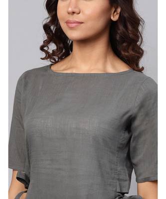 Grey Straight Kurta With Pants 2