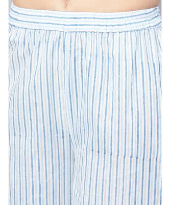 White Printed Kurta With Lining Printed Palazzo Pants 3
