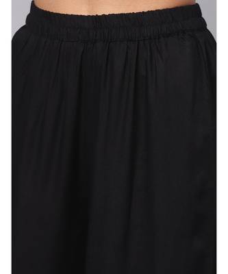 Embroidered Kurta With Palazzo Pants 3