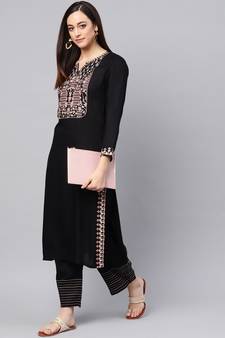 Embroidered Kurta With Palazzo Pants