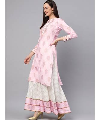 Baby Pink Printed Kurta With Gold Print Skirt 4
