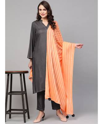 Grey Solid Rayon Kurta Set With Art Silk Dupatta 5
