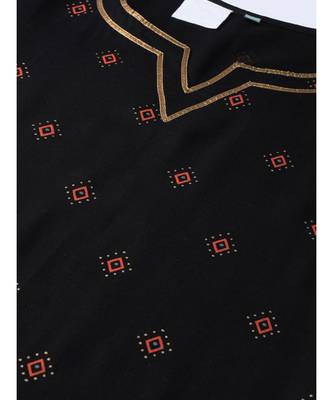 Black Gold Printed Kurta Set 2
