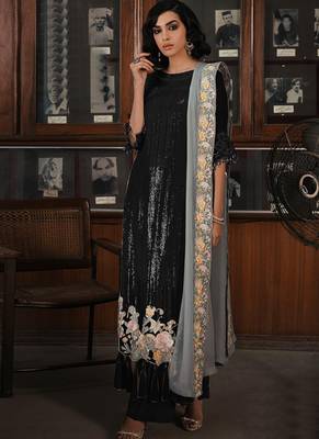 Black Georgette Pakistani Salwar Kameez 1