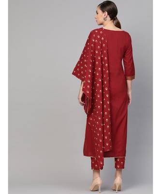 Maroon Kurta With Printed Pants & Dupatta 4