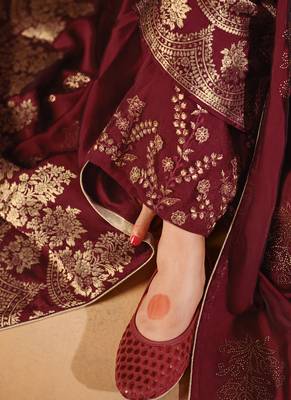 Maroon Jacquard Pakistani Salwar Kameez 4