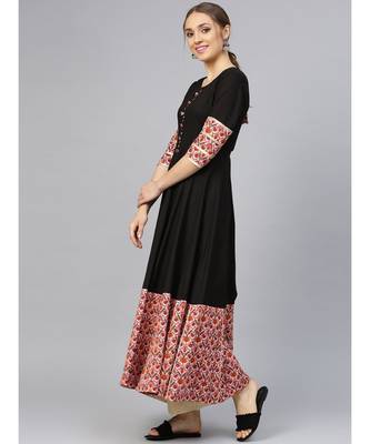 Black Anarkali Kurta With Jaal Print Border 4