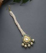 Chitra Meenakari And Pearls Mang Tikka