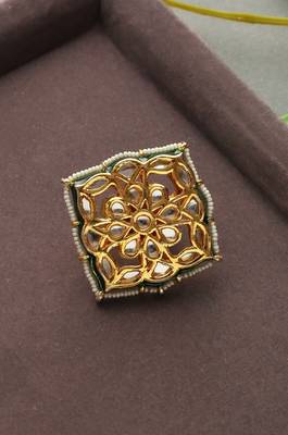 Preet Kundan And Pearls Ring 1