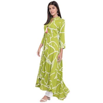 Green printed rayon kurtas-and-kurtis 4