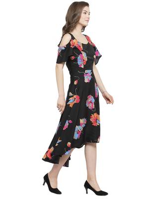 Black plain crepe short-dresses 2