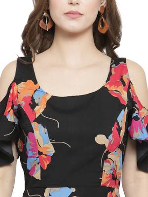 Black plain crepe short-dresses 4