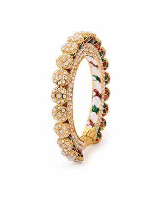 White Gold Tone Pearl Bracelet 2