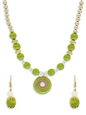 Girls Green Ethnic Necklace Set 1