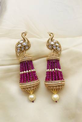 Gold earrings 2