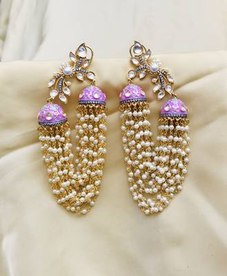 Gold earrings 3