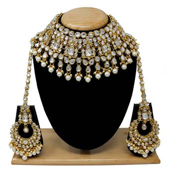 White necklaces 2