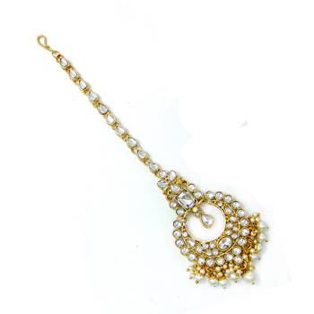 White necklaces 4