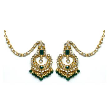 Green necklaces 3