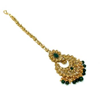 Green necklaces 4