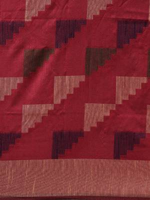 Magenta woven raw silk saree with blouse 5