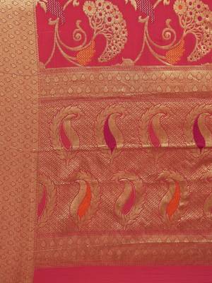 Pink woven silk blend saree with blouse 4