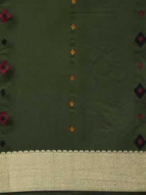Green woven cotton saree with blouse 5